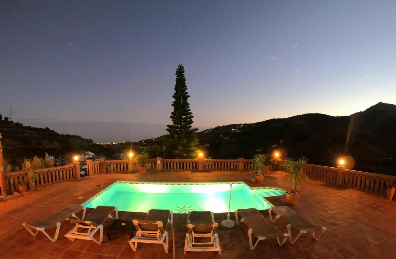 Casa La Araucaria Villa Frigiliana Exteriör bild
