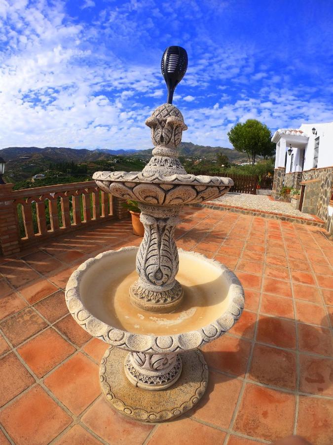 Casa La Araucaria Villa Frigiliana Exteriör bild